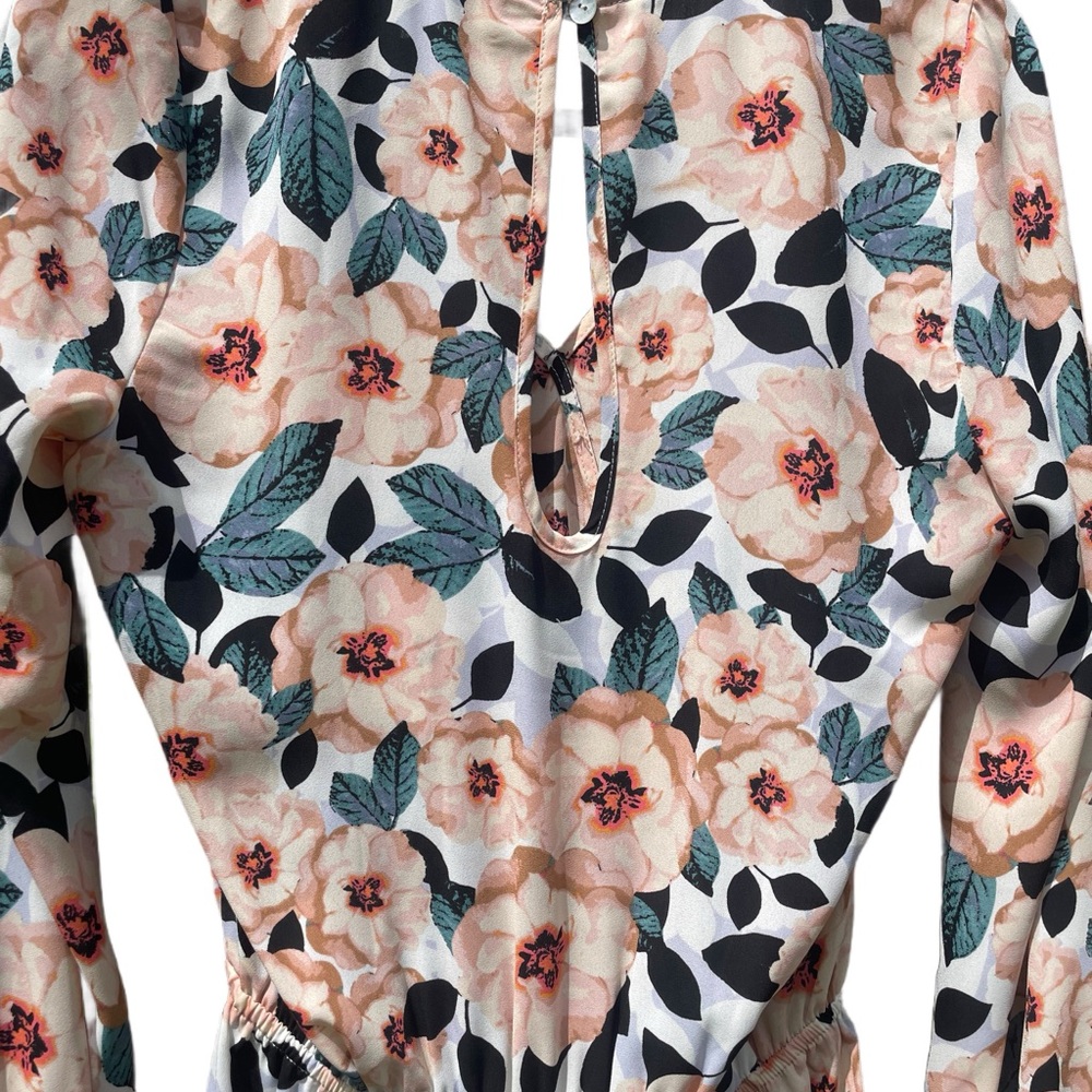Show Me Your MuMu Floral Romper - Picture 3 of 3